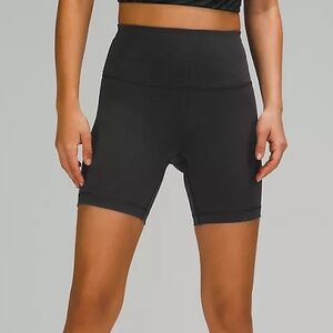 NWT Lululemon Wunder Train High-Rise Short 6" in Heathered Black